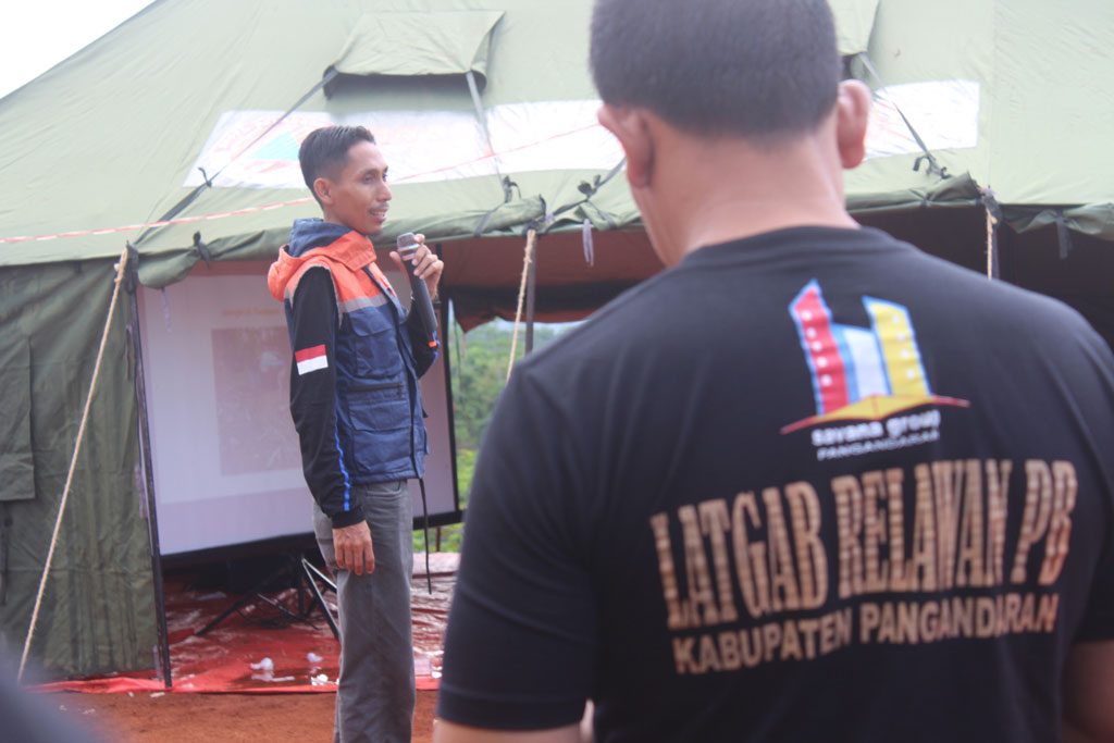 Nana Suryana atau yang akrab dipanggil Nay