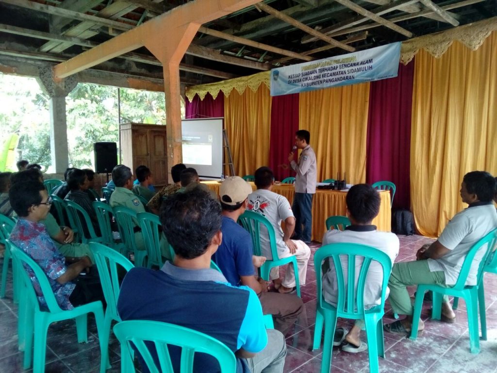 PEMBINAAN DAN PELATIHAN