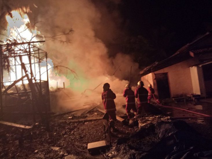 Kebakaran Pabrik Kopra Pajaten-