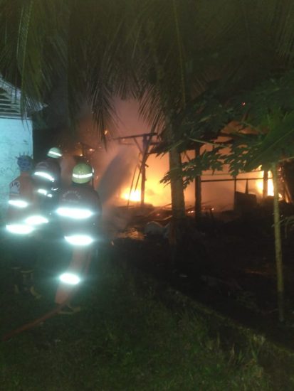 Kebakaran gudang kelapa kopra Karangbenda