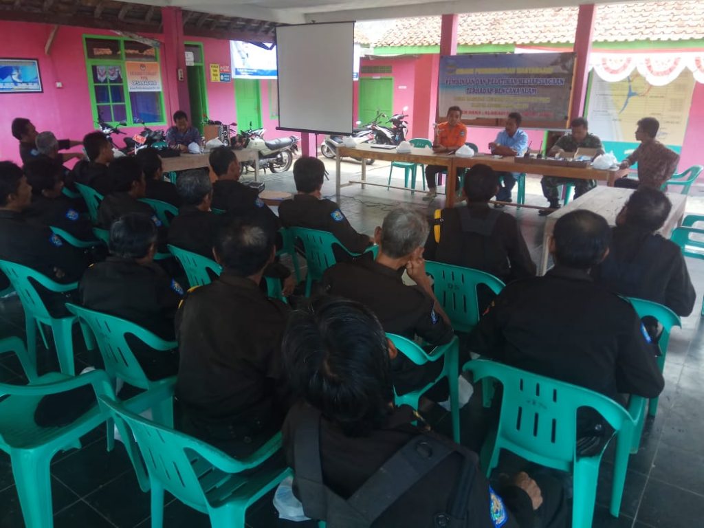 Pelatihan Linmas Desa Bagolo oleh Pusdalops PB Pangandaran