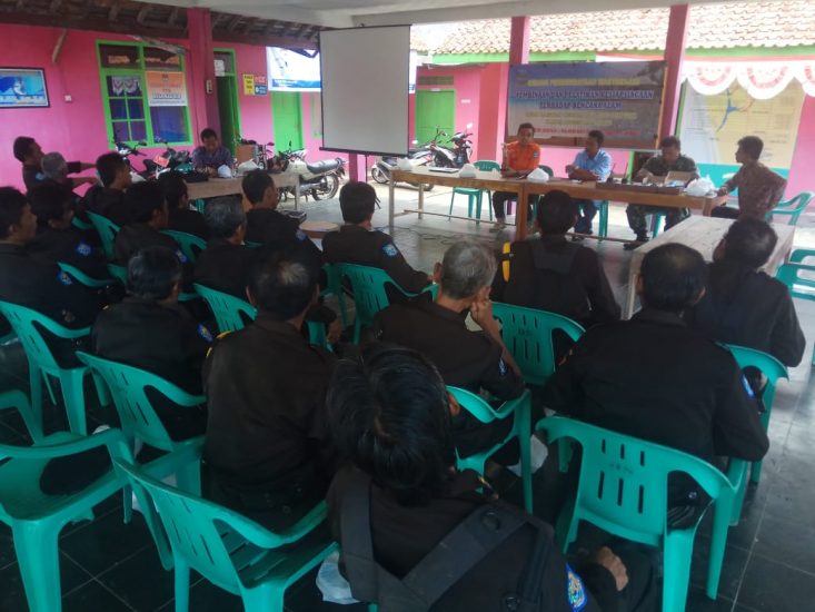 Pelatihan Linmas Desa Bagolo oleh Pusdalops PB Pangandaran