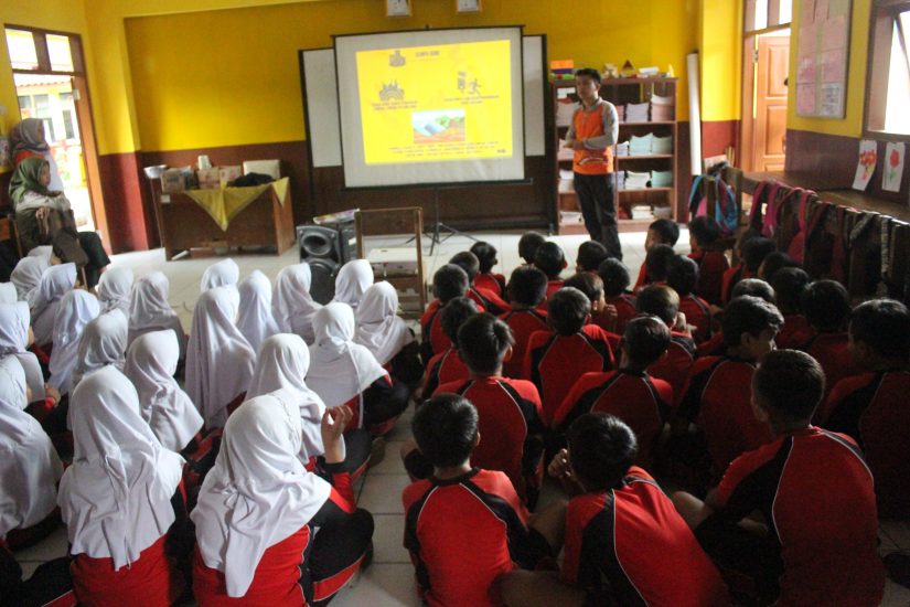Keseruan Wisata Edukasi Go To School