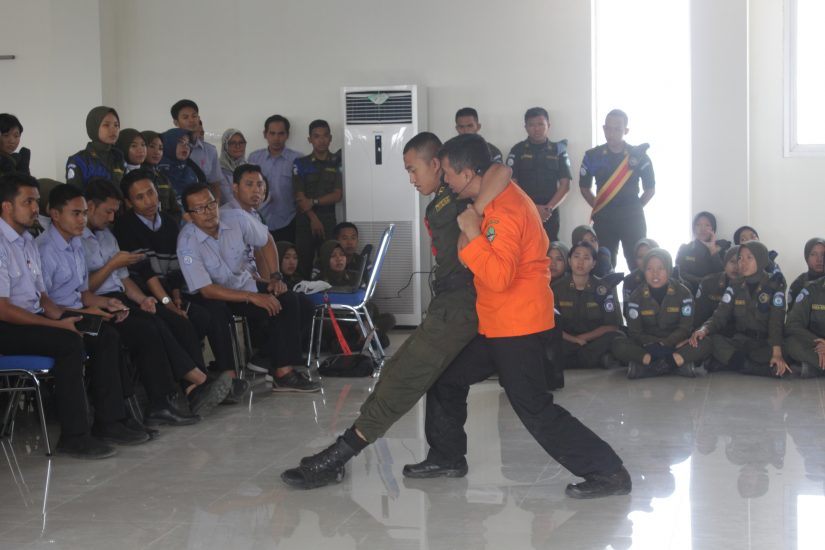 Praktik Cara Penyelamatan Korban