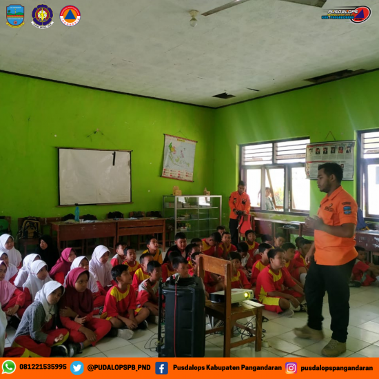 Sesi Pemaparan Materi Mitigasi Bencana