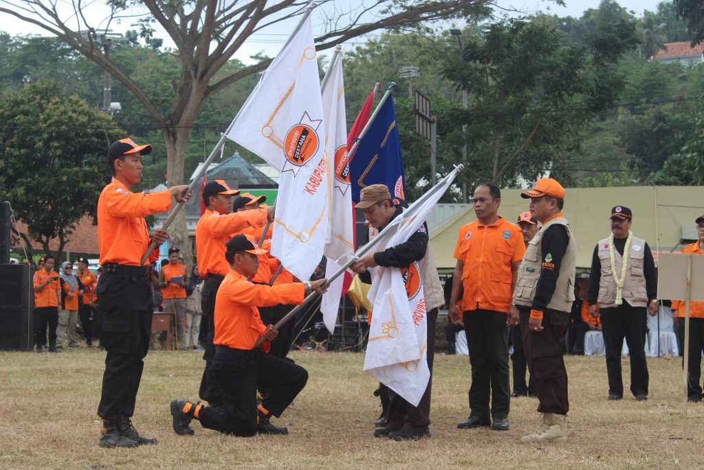 Serah Terima Bendera Pataka