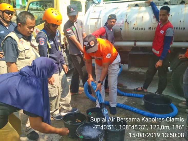 Suplai air bersih di Desa Bagolo