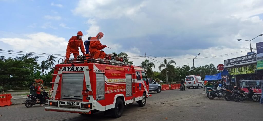 Penyemprotan Disinfektan